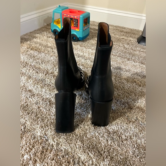 fixer opportunity Givenchy Chain Link Booties! - Picture 13 of 13